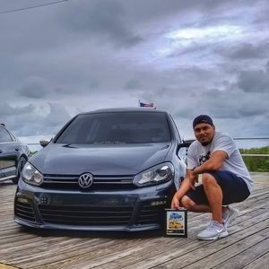 Meet your Posher, Ray